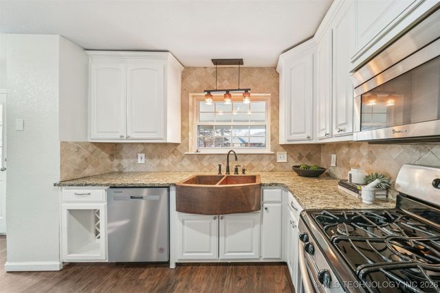 7710 N 132nd East Avenue, Owasso, OK 74055