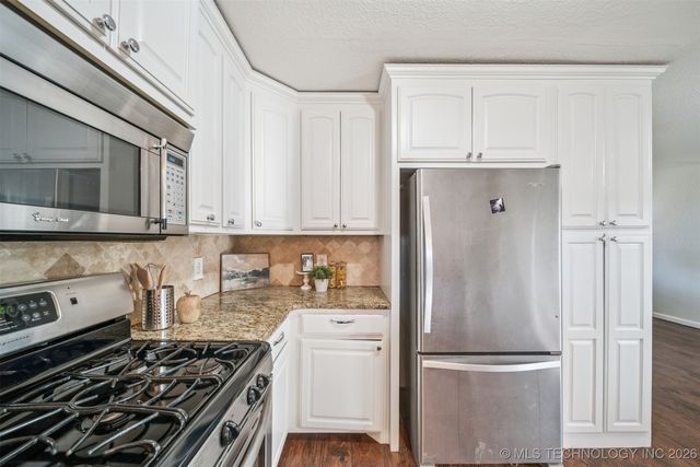 7710 N 132nd East Avenue, Owasso, OK 74055