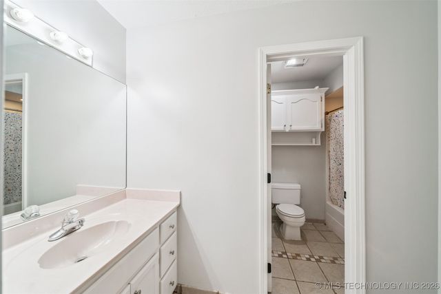 7710 N 132nd East Avenue, Owasso, OK 74055