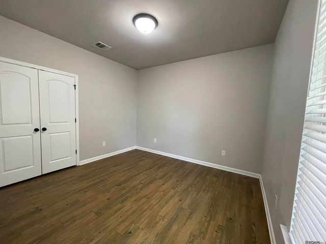 42568 Baystone Ave, Prairieville, LA 70769