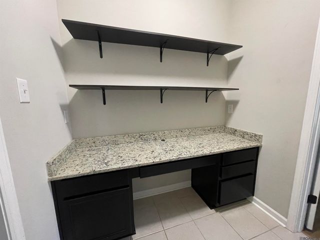 42568 Baystone Ave, Prairieville, LA 70769
