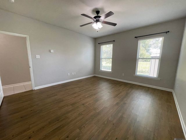 42568 Baystone Ave, Prairieville, LA 70769