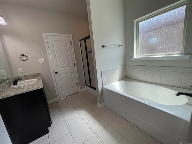 42568 Baystone Ave, Prairieville, LA 70769
