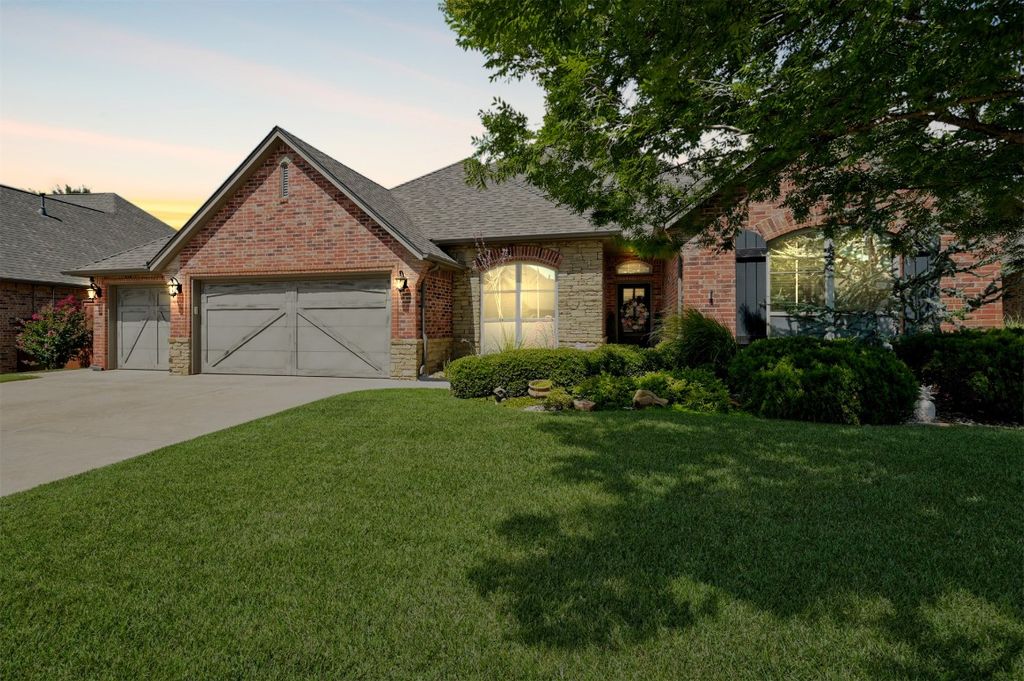 16316 Dustin Lane, Edmond, OK 73013
