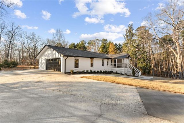 1015 Wiley Bridge Road, Woodstock, GA 30188