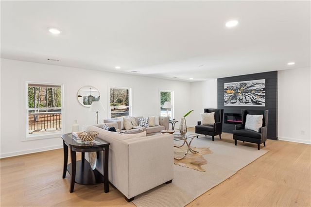 1015 Wiley Bridge Road, Woodstock, GA 30188