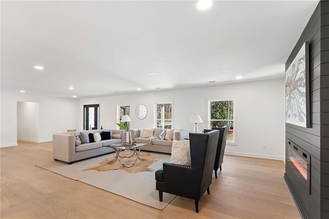 1015 Wiley Bridge Road, Woodstock, GA 30188