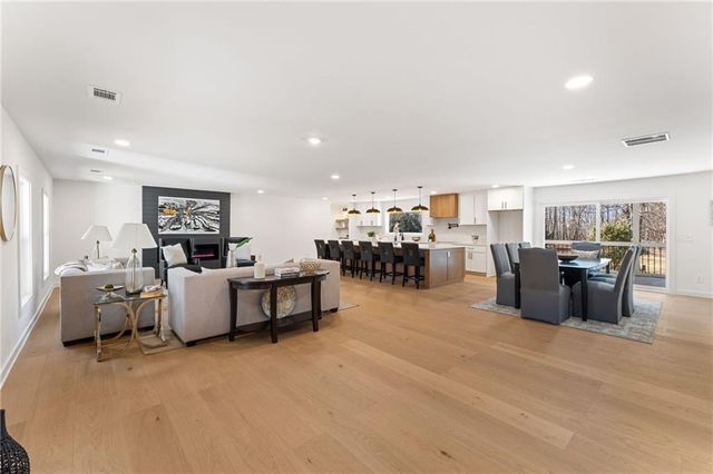 1015 Wiley Bridge Road, Woodstock, GA 30188