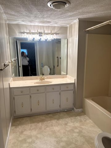 213 Alabama Avenue, Rossville, GA 30741