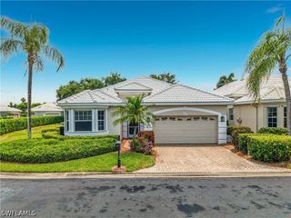 19372 Silver Oak DR, Estero, FL 33967