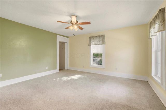 24057 Coshocton Road, Howard, OH 43028