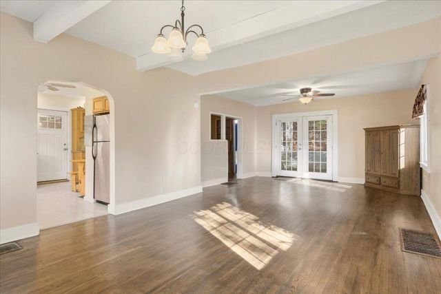 24057 Coshocton Road, Howard, OH 43028