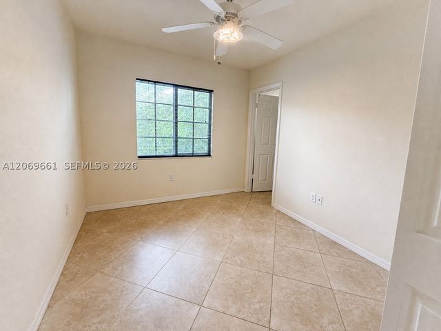 1000 Palm Trl 3, Delray Beach, FL 33483