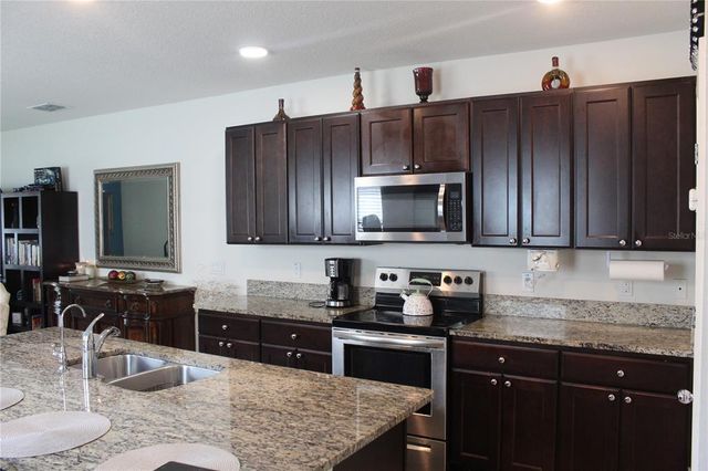 3281 GROUSE AVENUE, Kissimmee, FL 34744