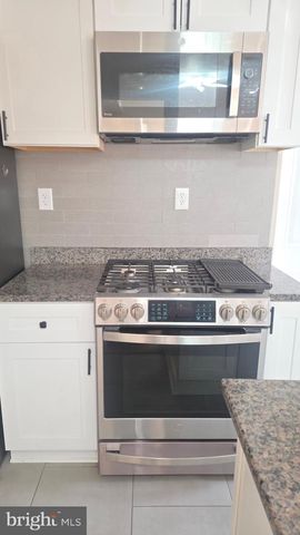 157 CHESAPEAKE ST SW, Washington, DC 20032