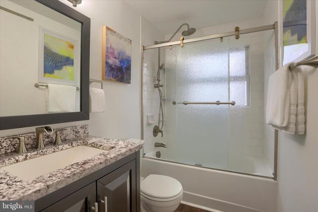 7936 MOYER RD, Harrisburg, PA 17112