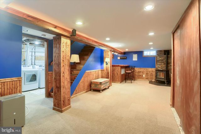 7936 MOYER RD, Harrisburg, PA 17112