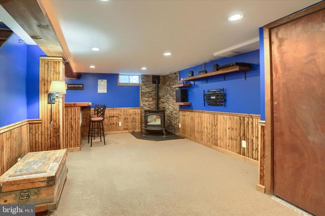 7936 MOYER RD, Harrisburg, PA 17112