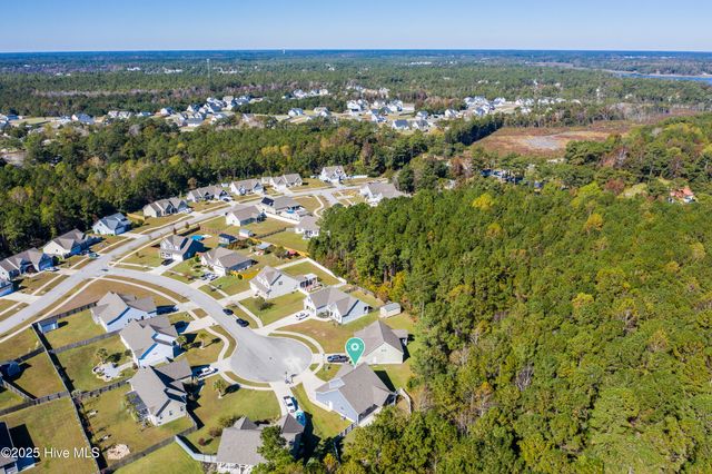 508 Diamond Ridge Court, Hubert, NC 28539