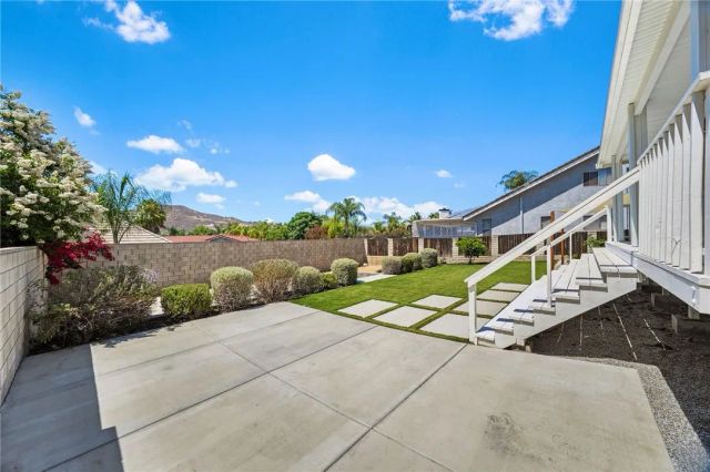 29998 Windward, Canyon Lake, CA 92587
