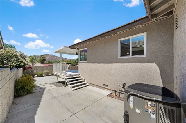 29998 Windward, Canyon Lake, CA 92587
