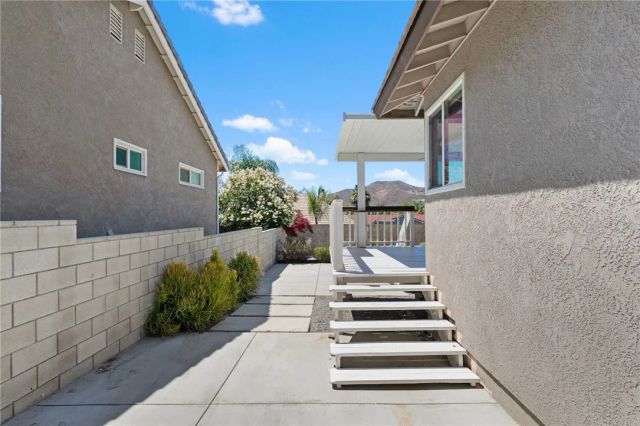 29998 Windward, Canyon Lake, CA 92587
