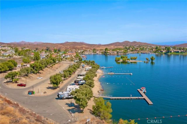 29998 Windward, Canyon Lake, CA 92587