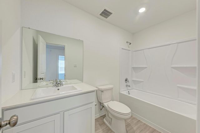 313 Marty Allen LOOP, Jarrell, TX 76537