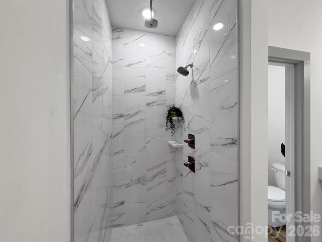 185 Kadire Drive, Waynesville, NC 28785