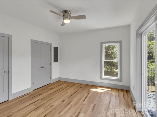 185 Kadire Drive, Waynesville, NC 28785