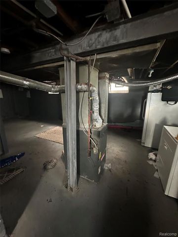 19944 Hull Street, Highland Park, MI 48203