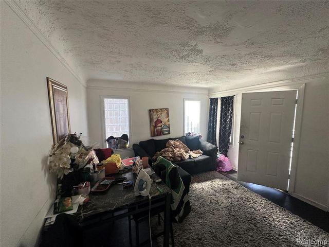 19944 Hull Street, Highland Park, MI 48203