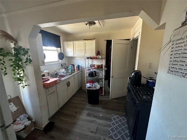 19944 Hull Street, Highland Park, MI 48203