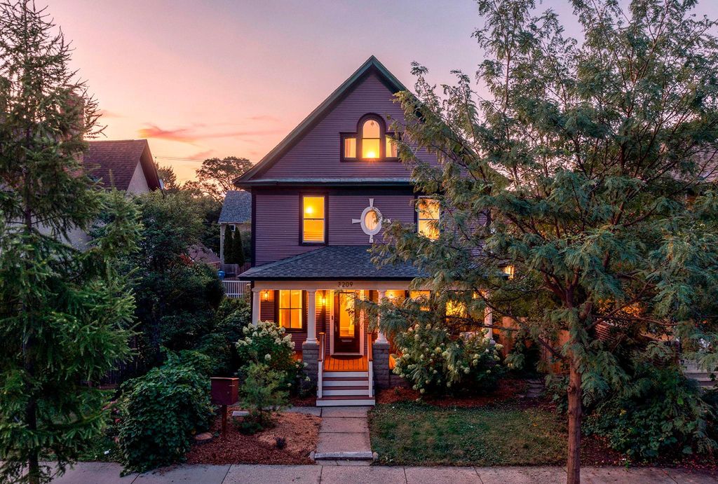 3209 Columbus Avenue, Minneapolis, MN 55407 — exterior