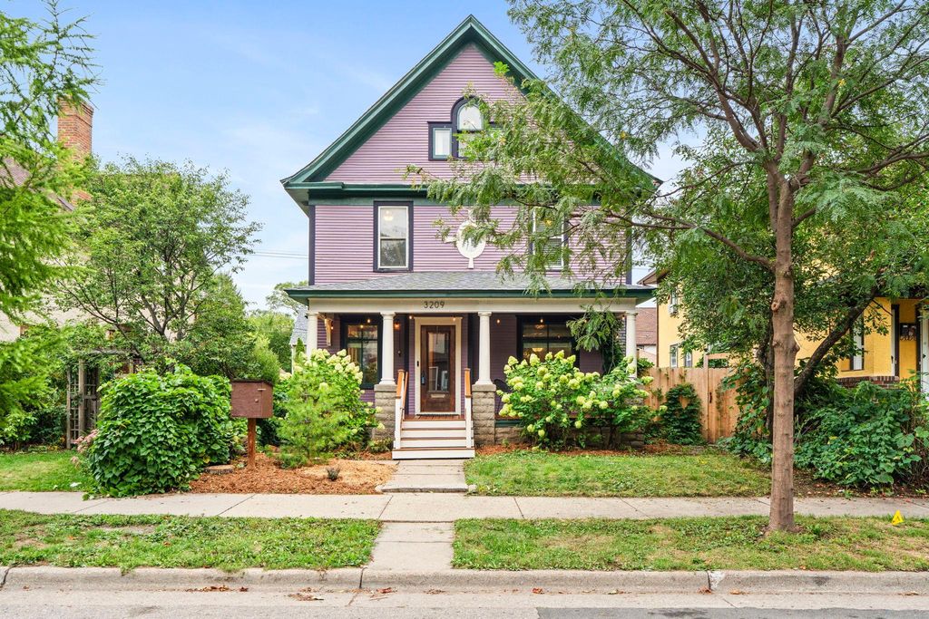 3209 Columbus Avenue, Minneapolis, MN 55407 — photo 2