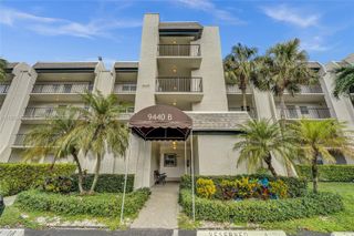 9440 Poinciana Pl 108, Davie, FL 33324