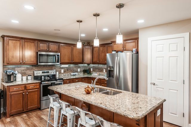 846 Clark Hollow Rd, Westmoreland, TN 37186
