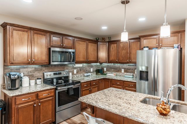 846 Clark Hollow Rd, Westmoreland, TN 37186