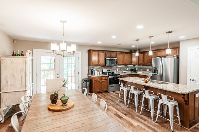 846 Clark Hollow Rd, Westmoreland, TN 37186