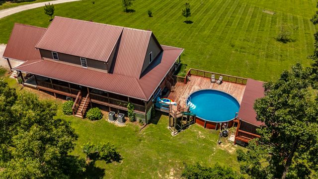 846 Clark Hollow Rd, Westmoreland, TN 37186