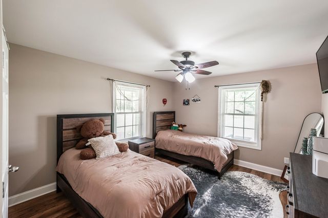 846 Clark Hollow Rd, Westmoreland, TN 37186