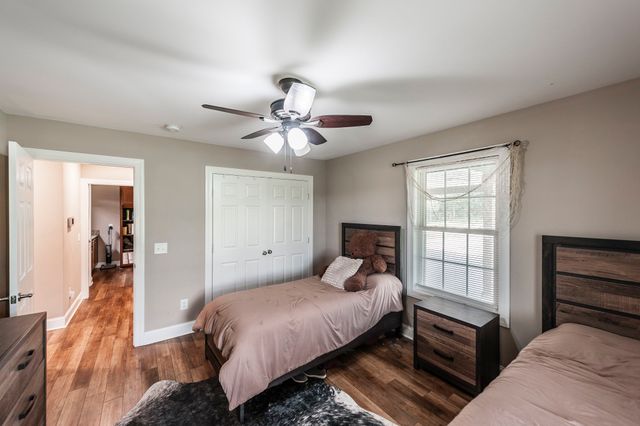 846 Clark Hollow Rd, Westmoreland, TN 37186