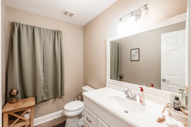 846 Clark Hollow Rd, Westmoreland, TN 37186