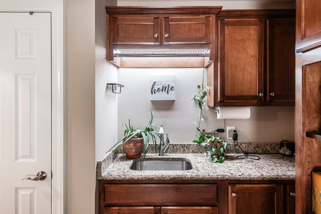 846 Clark Hollow Rd, Westmoreland, TN 37186