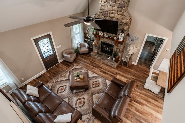 846 Clark Hollow Rd, Westmoreland, TN 37186