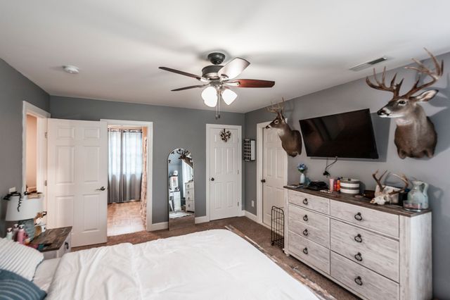 846 Clark Hollow Rd, Westmoreland, TN 37186
