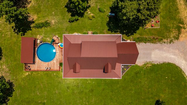 846 Clark Hollow Rd, Westmoreland, TN 37186