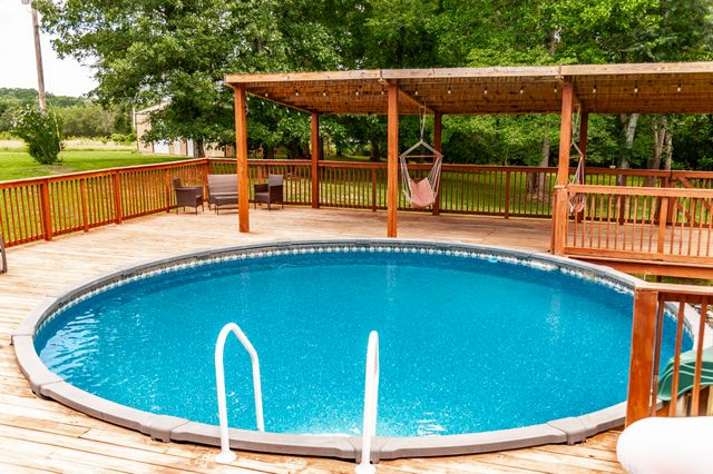 846 Clark Hollow Rd, Westmoreland, TN 37186