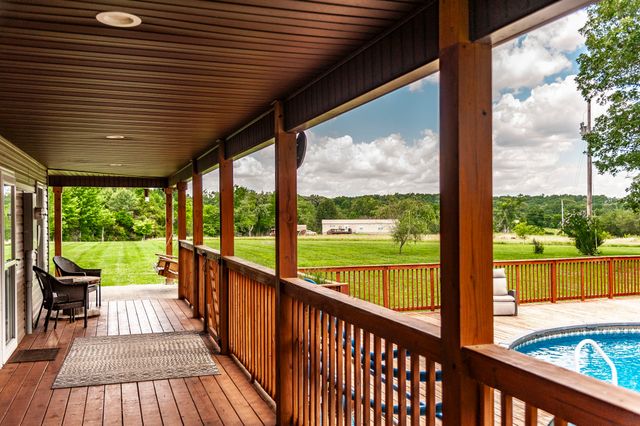 846 Clark Hollow Rd, Westmoreland, TN 37186