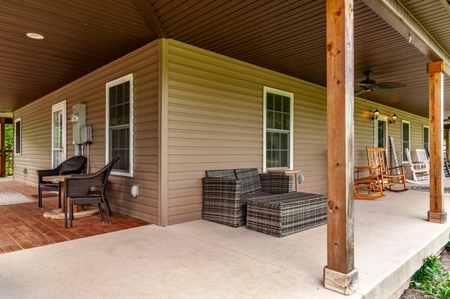 846 Clark Hollow Rd, Westmoreland, TN 37186